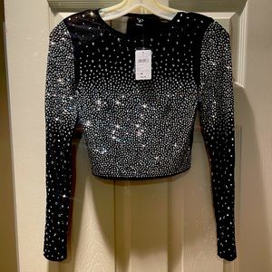 Windsor sz M Black shear top with silver beading & stones